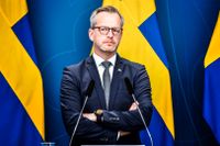 En historisk skuld ligger bakom att Sverige ligger i Europatoppen för dödliga skjutningar, enligt inrikesminister Mikael Damberg (S).