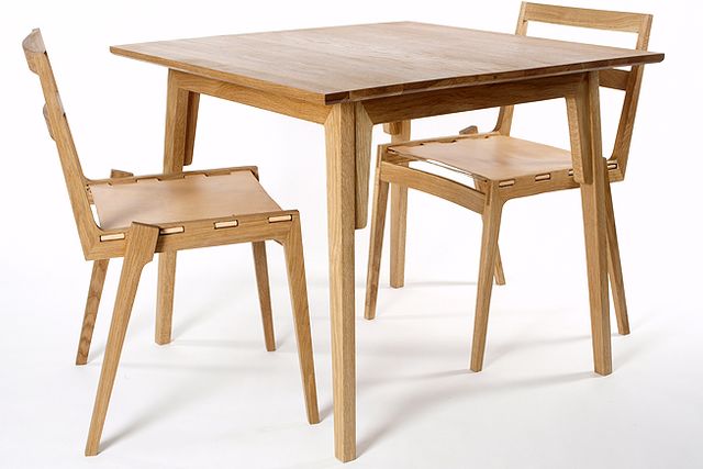Köksbord och stolar av den norske formgivaren Öyvind Wyller.