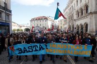 En facklig protest i Portugals huvudstad Lissabon mot statliga nedskärningar.