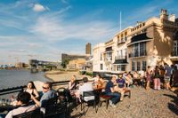 Fem goda pub-stopp längs Themsen