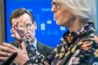 Moderaternas Ulf Kristersson och Elisabeth Svantesson presenterar sin budgetmotion.