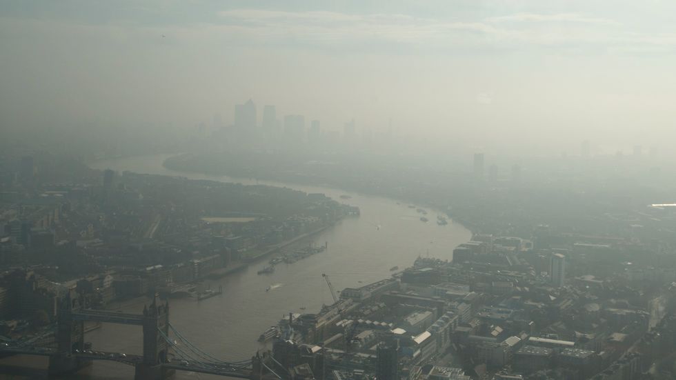 Under några dagar i april låg diset tungt över London på grund av alla luftföroreningar och stillastående luft. Arbetet med att minska utsläppen från bland annat dieselmotorer pågår sedan några år.