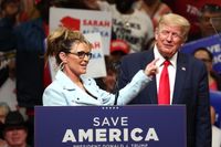 Den tidigare Alaskaguvernören och vicepresidentkandidaten Sarah Palin fick stöd av expresident Donald Trump när hon i helgen kampanjade i sin hemstat för att bli vald till representanthuset.