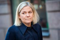 Magdalena Andersson valdes till ny statsminister med minsta möjliga marginal. Några timmar senare bägärde hon att bli entledigad.