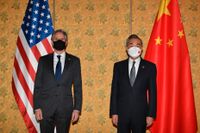 Utrikesministrarna Antony Blinken (USA) och Wang Yi (Kina) vid G20-mötet i Rom i oktober.