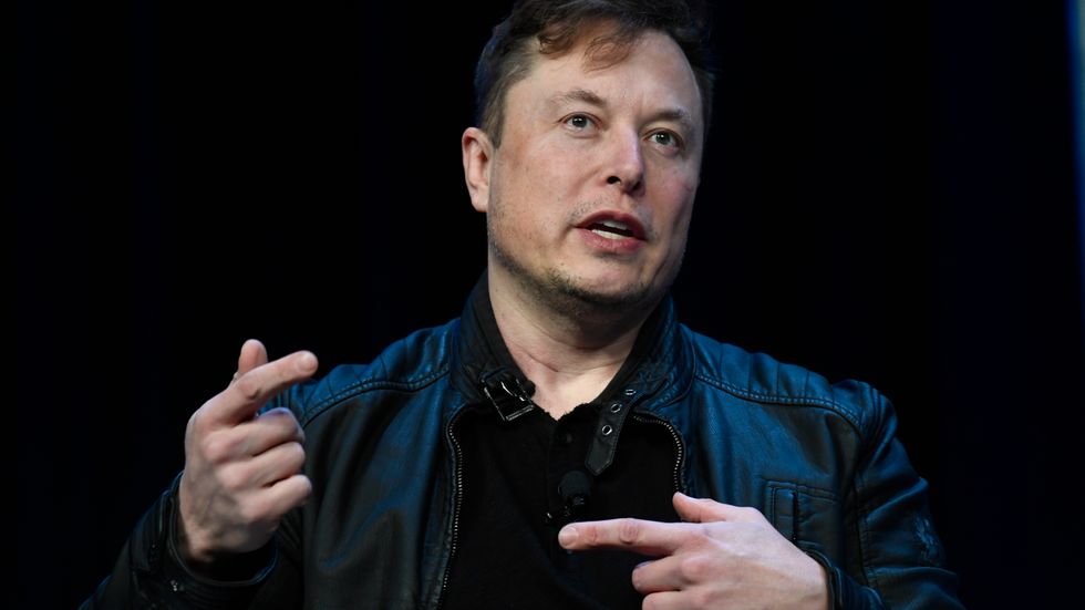 Teslas vd Elon Musk.