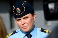 Therese Rosengren, lokalpolisområdeschef i Rinkeby, berättar hur polisen arbetar tillsammans med socialtjänsten och skolan för att stoppa nyrekryteringen till kriminella gäng.