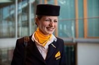 Maira Madeleine Nolte har arbetat som flygvärdinna sedan 2011, bland annat i första klass, för Lufthansa. Hon har lärt sig att hantera berusade och bråkiga passagerare. ”Alla reagerar olika på alkohol, speciellt i luften”, säger hon till SvD i Lufthansa Aviation Center i Frankfurt.