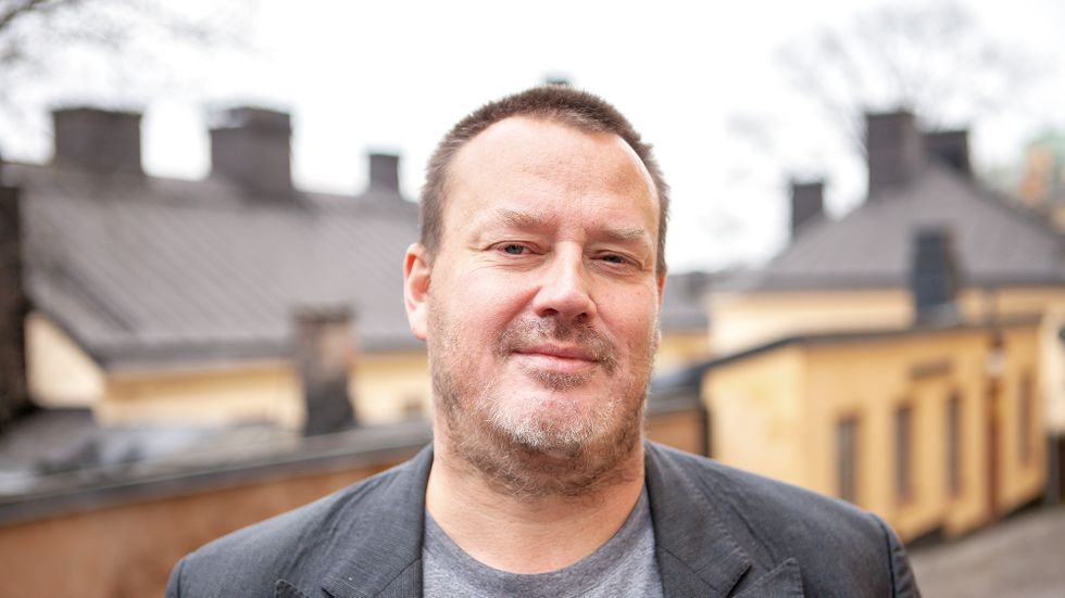 Erik Hörstadius (född 1964) är journalist, författare och debattör. Intervjuerna som han har gjort inför boken har tidigare kunnat höras som podd från Timbro.