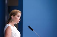 Klimat- och miljöminister Annika Strandhäll håller pressträff om uppdrag till Strålsäkerhetsmyndigheten och Naturvårdsverket.