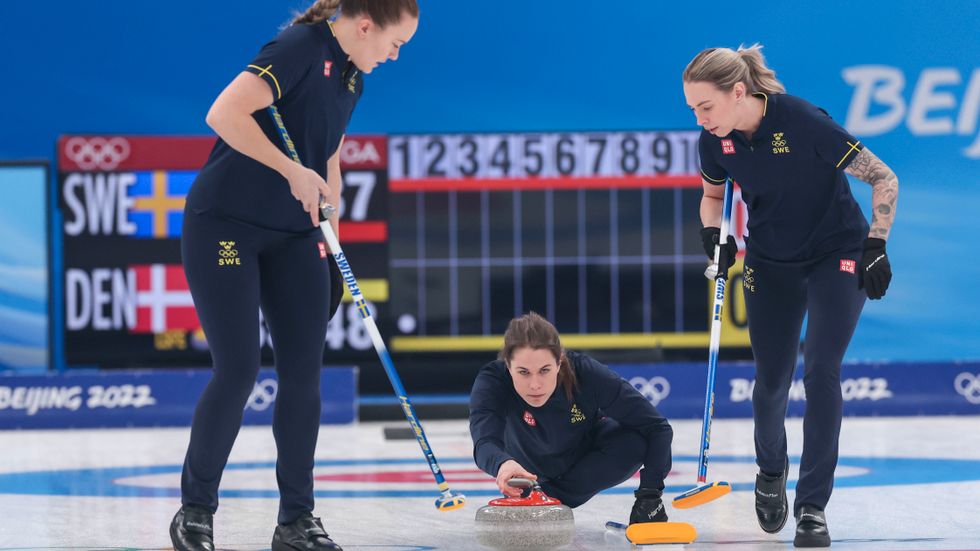 I OS i Peking förra året tog Anna Hasselborg, mitten, Agnes Knochenhauer, vänster, och Sofia Mabergs, höger, brons. Arkivbild.