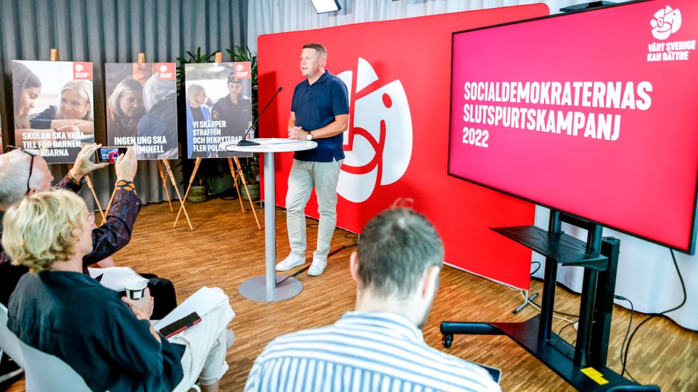 Partisekreterare Tobias Baudin presenterar Socialdemokraternas valkampanj 2022.