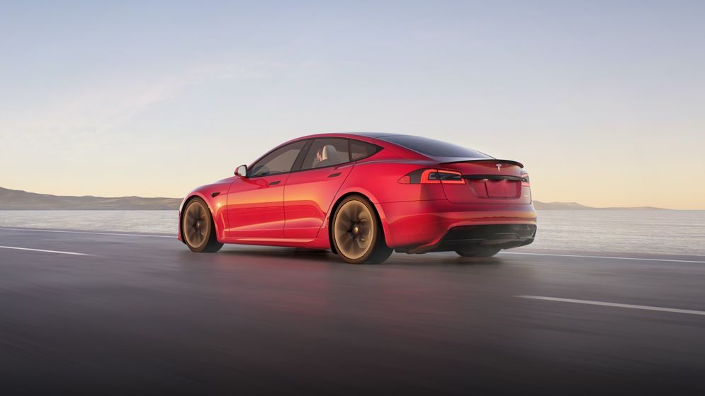 Nya varianten av Model S tillverkas och levereras redan i USA.