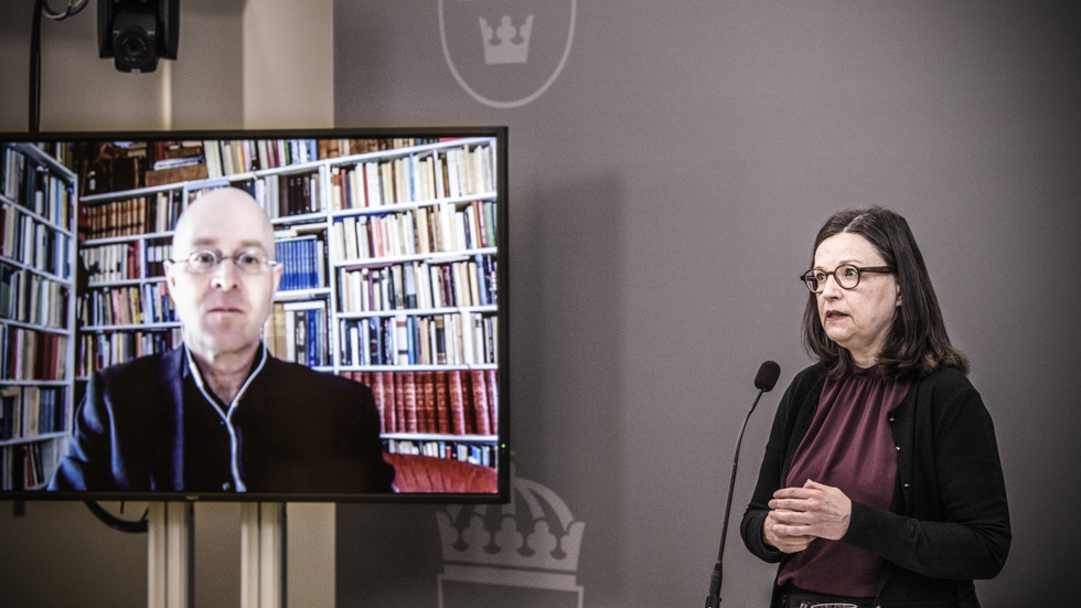 Regeringens särskilda utredare Björn Åstrand och utbildningsminister Anna Ekström (S) presenterar ”En mer likvärdig skola”. 