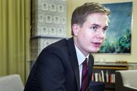 Utbildningsminister Gustav Fridolin (MP) har följt SvD:s Skolresan med intresse.