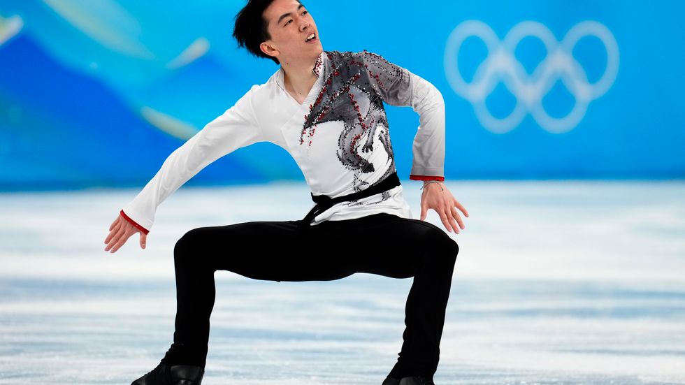 Vincent Zhou har testat positivt, och missar resten av de individuella konståkningstävlingarna i OS.
