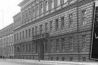 Det tyska utrikesministeriet på Wilhemstrasse i Berlin. Infälld: Joachim von Ribbentrop, utrikesminister från 1938 till 1945. Han dömdes till hängning vid Nürnbergrättegången.