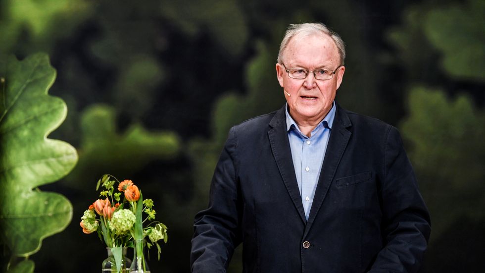 Swedbanks ordförande Göran Persson vill titta framåt, men penningtvättshärvan spökar fortfarande.
