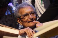 Nobelpristagare Amartya Sen under en föreläsning i födelsestaden Dhaka i Bangladesh, 2015.