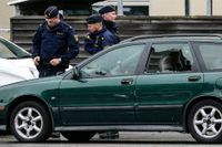 Ett flertal bilar fick splitterskador vid explosionen. Strax efter halv fem på söndagsmorgonen skedde en explosion på Rönnblomsgatan i Malmöstadsdelen Värnhem.