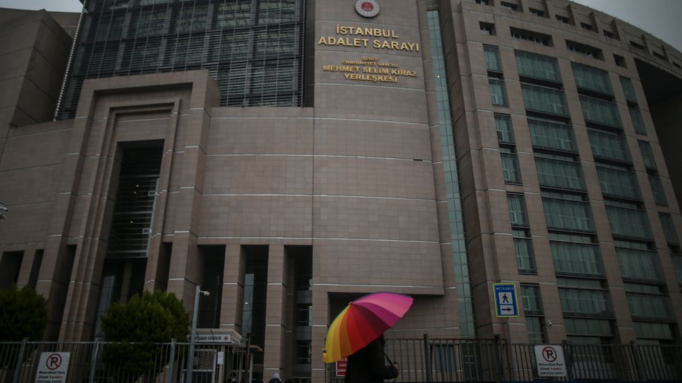 Osman Kavalas fall tas upp i rätten i Istanbul två dagar före Europarådets tidsfrist går ut. Arkivbild.