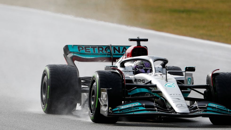 Mercedes Lewis Hamilton siktar på revansch efter den snöpliga avslutningen i fjol. Kan han ta sin åttonde VM-titel i år?