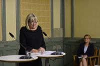 På tisdagen tog migrationsminister och biträdande justitieminister Heléne Fritzon (H) emot förslag från utredare Mari Heidenborg (V) på hur skyddet mot barnäktenskap kan stärkas för alla barn som befinner sig i