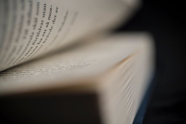 Är litteraturen alltid god? Den frågan ställer sig forskaren Magnus Persson i ”Den goda boken: samtida föreställningar om litteratur och läsning”. 