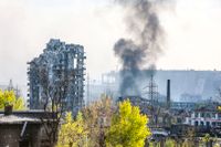 Under onsdagen rasade strider i stålverket Azovstal i Mariupol.