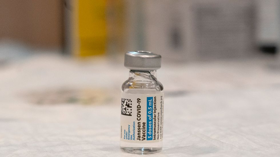 I april väntas nästan 230 000 vaccindoser från Janssen till Sverige, enligt Folkhälsomyndighetens prognos. Arkivbild.