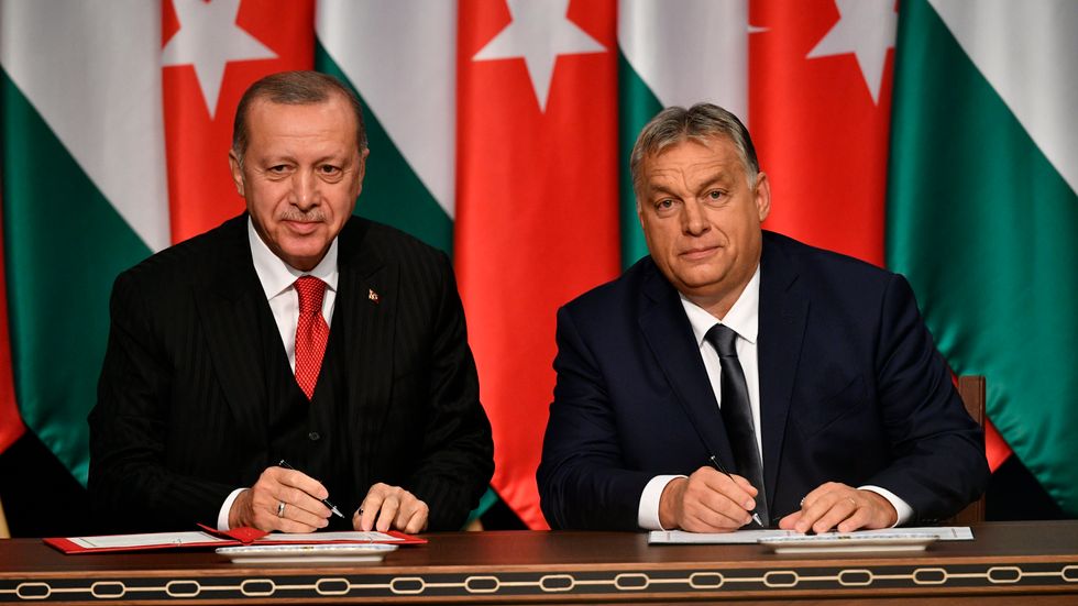Recep Tayyip Erdoğan och Viktor Orbán, två ”starka män” som ställt sig i vägen för Sverige.