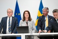 Försvarsminister Peter Hultqvist (S) och utrikesminister Ann Linde (S) presenterade den säkerhetspolitiska analysen under en pressträff i konferenscentret Lejonet i Stockholm.