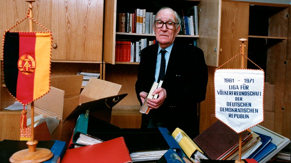 Socialdemokraten Stellan Arvidson var arkitekten bakom den moderna svenska skolan – och ordförande för Förbundet Sverige-DDR.