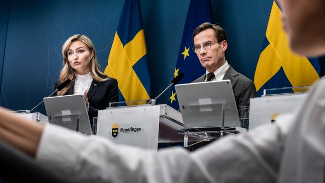 Statsminister Ulf Kristersson (M) och energiminister Ebba Bush (KD).