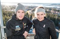Sebastian Samuelsson och Hanna Öberg kör singelmixedstafetten för Sverige. Arkivbild.