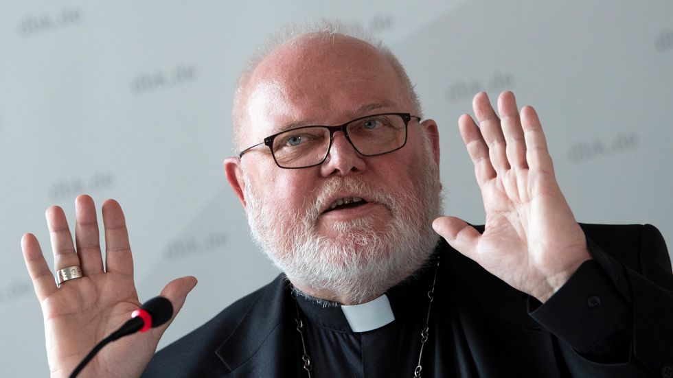 Kardinal Reinhard Marx, romersk-katolsk ärkebiskop av München och Freising, vill slopa kravet på celibat för präster.