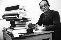 Den nazistiska förbrytaren Adolf Eichmann skriver dagbok i sin cell i Israel.