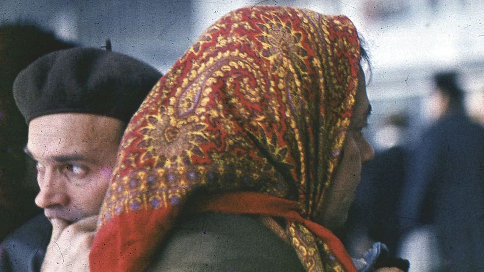 Anatolij Martjenko och hustrun Larisa Bogoraz, också hon dissident (paret skrev flera texter tillsammans). Bogoraz inledde 1986 en kampanj för alla politiska fångar i Sovjetunionen skulle friges. Året efter gick Sovjetunionens ledare Michail Gorbatjov henne till viljes. Anatolij Martjenko avled den 8 december av den hungerstrejk han inlett den 4 augusti 1986 i protest mot just fängslandet av politiska fångar.