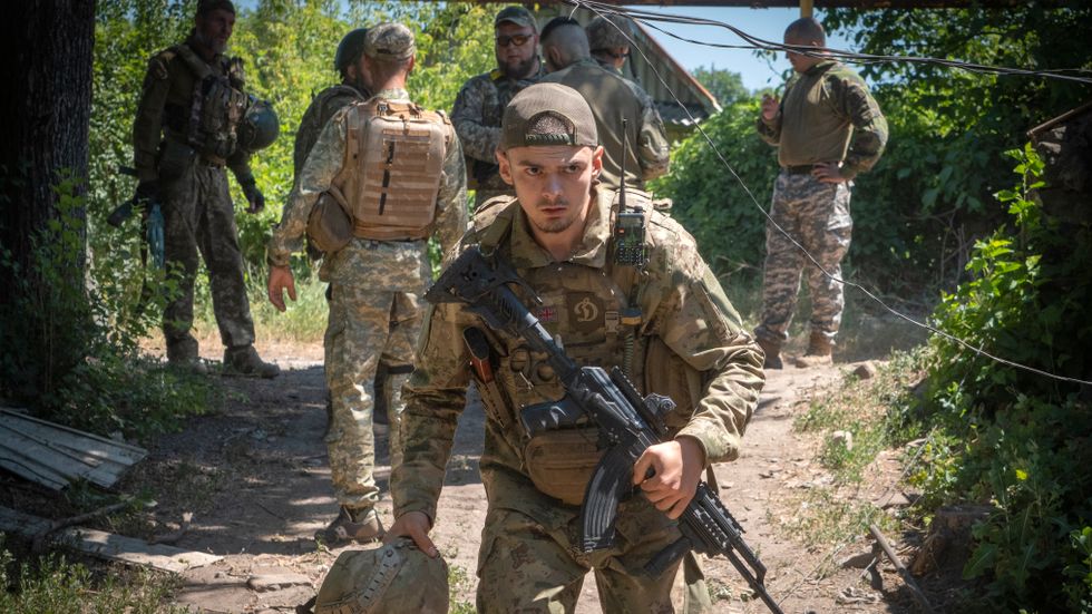 Arkivbild på ukrainska soldater i Donetskregionen.