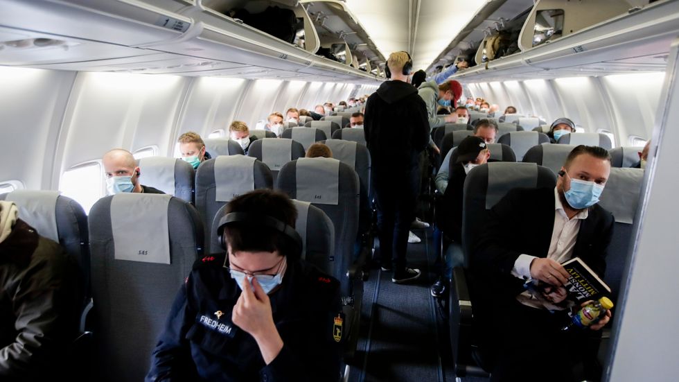 Sedan den 18 maj måste SAS passagerare bära munskydd på flygningarna.
