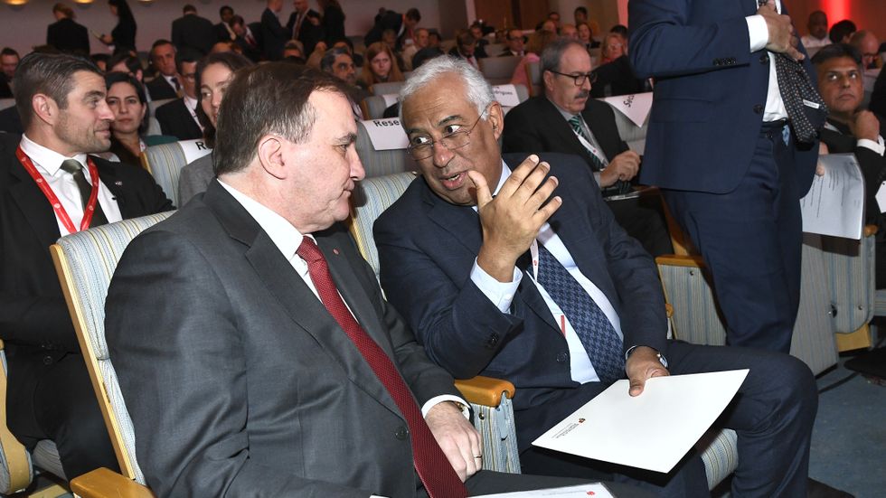 Portugals premiärminister Antonio Costa tillsammans med Sveriges statsminister Stefan Löfven (S) under Progressive Alliance-konferensen i Folkets hus.