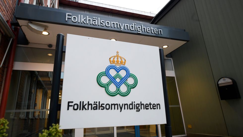 Entrén till Folkhälsomyndigheten i Solna, Stockholm.