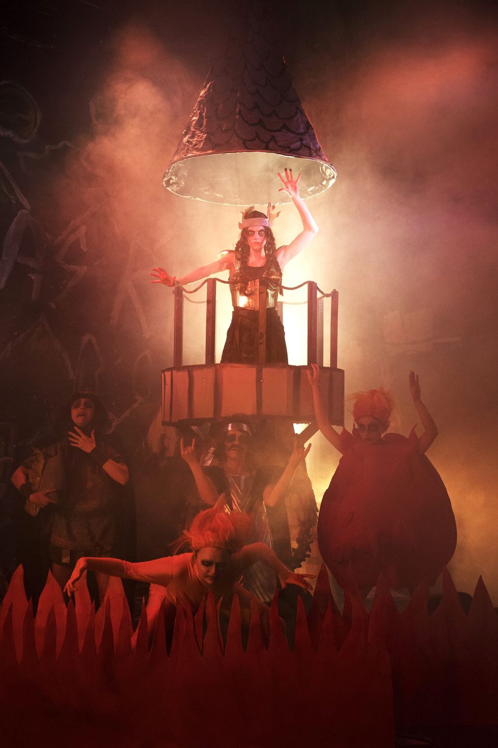 Ur ”Nibelungens Ring 2.0 – en serieteater i 15 avsnitt” på Turteatern.