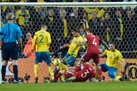 Sverige kan inte få möta Danmark i VM-gruppspelet eftersom grannländerna hamnade i samma seedningsgrupp. Arkivbild.