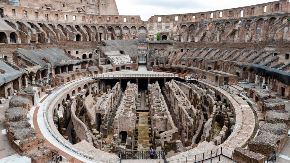 Amerikanska turister bröt sig in för att dricka öl i amfiteatern Colosseum. Arkivbild.