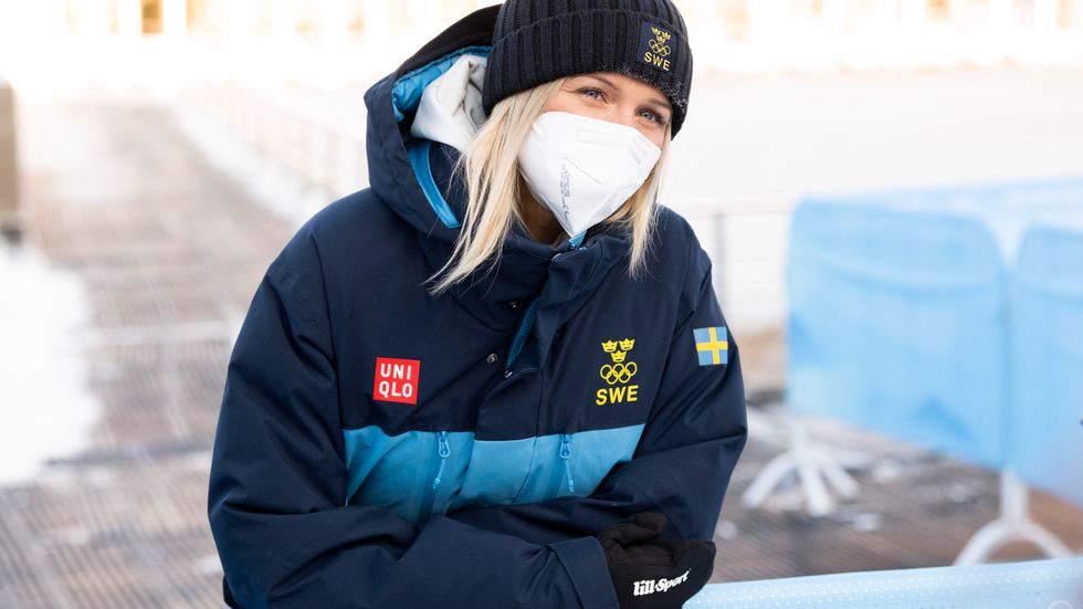 Frida Karlsson vid en pressträff inför OS. Nu berättar hon om hur hon tog beskedet att hon inte får tävla vidare.