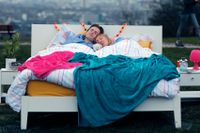 Internationella sömndagen den 15 mars i år:  The Mental Health Foundation i England uppmärksammar vikten av sömn för en god psykisk hälsa med att ställa ut en säng i en park i London. 