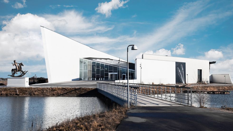 Arken, museet för modern konst i Ishøj. Här visas utställningar med dansk, nordisk och även internationell konst. Pressbild.