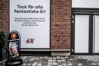 H&M är en att flera företag som har tvingats stänga butiker.