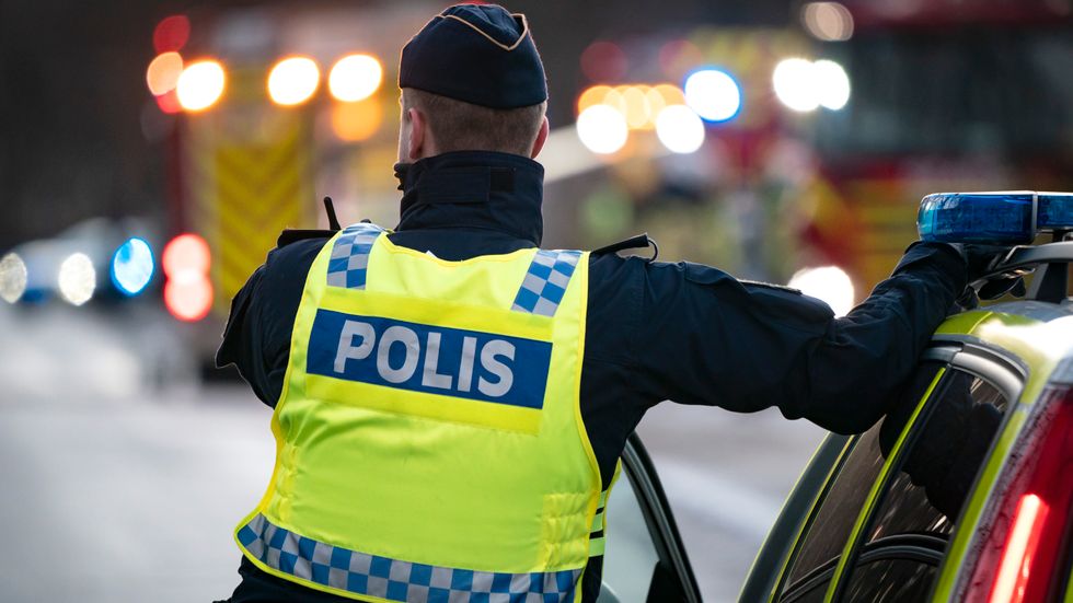 Polisen blev kallad till en olycka i Uppsala där en bil kört in i ett sovrum. Arkivbild.